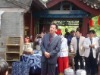 八大处公园管理处副主任李长青先生听得聚精会神 可惜我们在老将军面前显得太年轻了 只能多学习啊