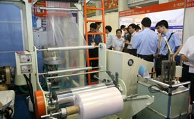 塑料加工行业:早转型早受益