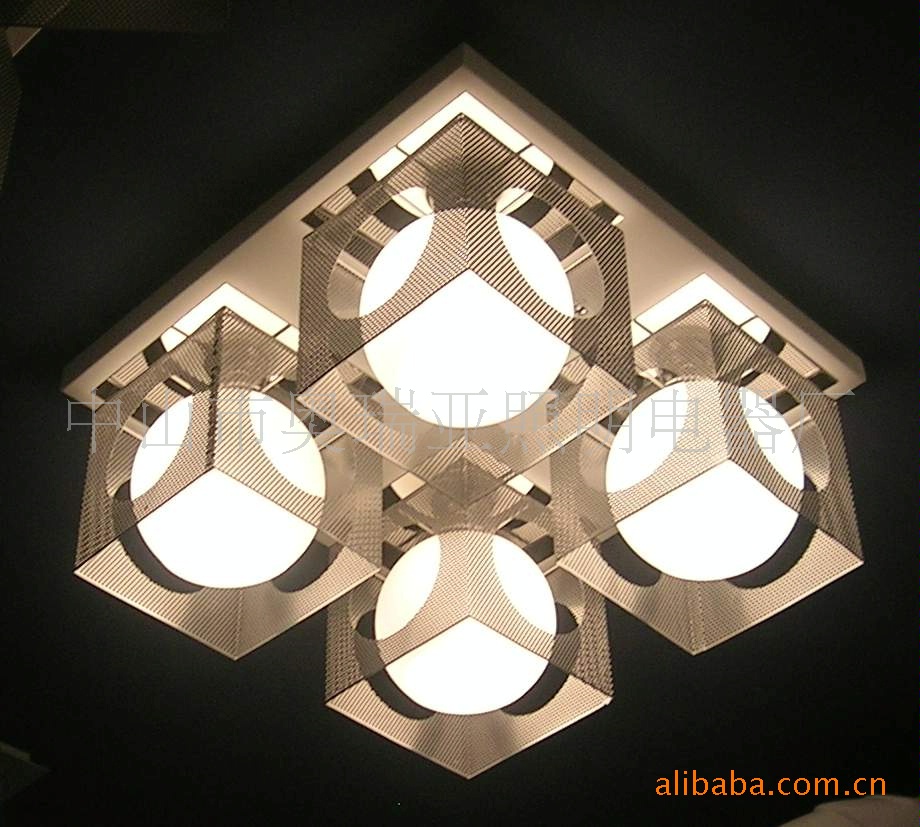 批发供应优质玻璃吸顶卧室客厅灯具(厂家直销