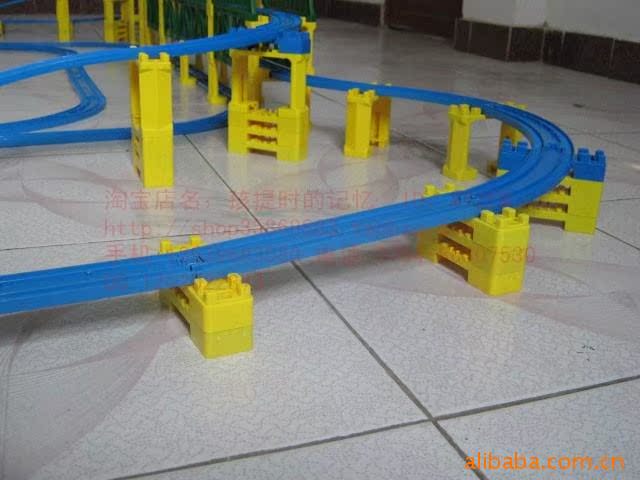 托马斯小火车进阶轨道图二 托马斯高架桥玩具轨道模型配件 带变轨