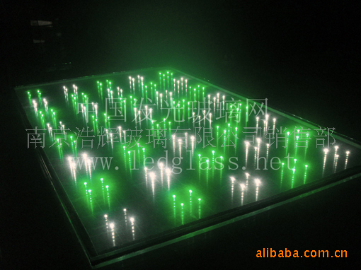 其他建筑玻璃-LED玻璃屏 发光玻璃屏 全彩幕墙