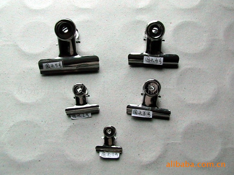 五金票夹,金属蝴蝶夹,文具小夹子,牙夹 质量保证货期准时图片,五金票夹,金属蝴蝶夹,文具小夹子,牙夹 质量保证货期准时图片大全,东莞市桃园文具五金塑料制品有限公司-马可波罗网