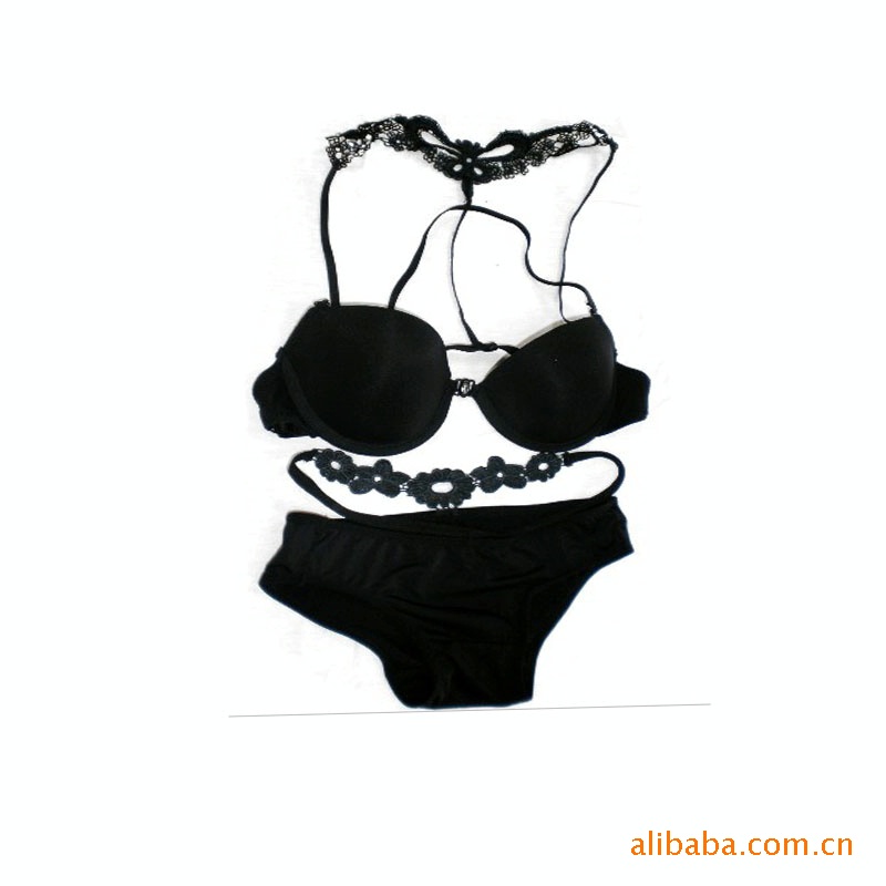 【<em>时尚型</em>甜美型 大卫浪神<em>品牌</em>内衣 <em>文胸</em>套装 免