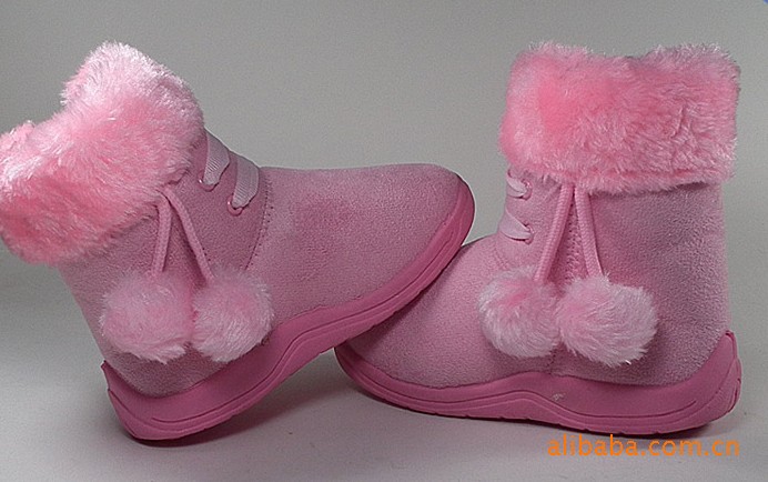 批发儿童冬季保暖雪地靴、新款中童冬靴棉靴棉