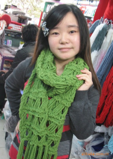 恋妮围巾 纯手工制作 草绿网状 保暖加装饰,围巾