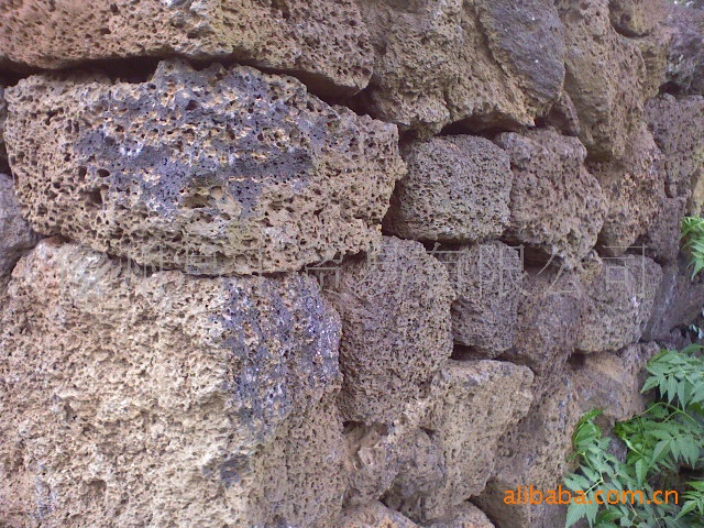 大量供应玄武石,洞石,火山石