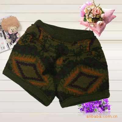 热销新款各种颜色<em>尺码</em>女式<em>休闲短裤</em> 50.00元/条