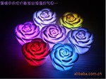 七彩玫瑰小夜灯，玫瑰花灯，七彩小夜灯，发光玩具玫瑰小夜灯