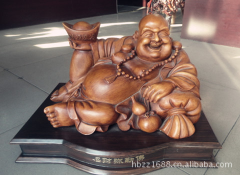 批发采购塑料、树脂工艺品-昊博金玉缘木雕招