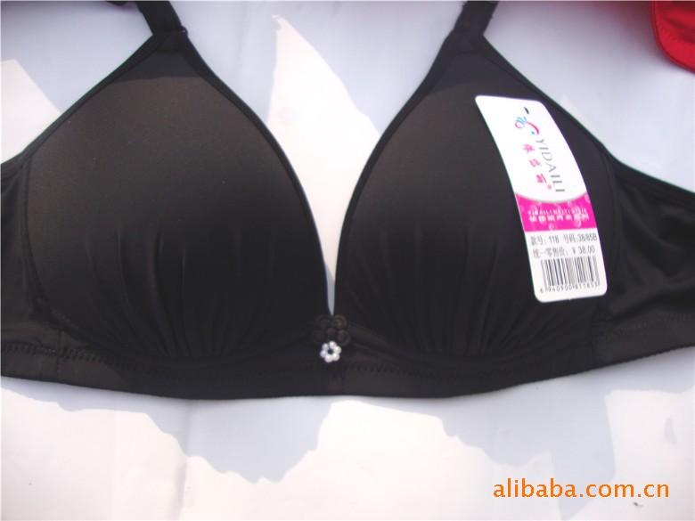 批发女士<em>文胸</em> 2011新款<em>无钢圈A杯文胸</em> 118 8.