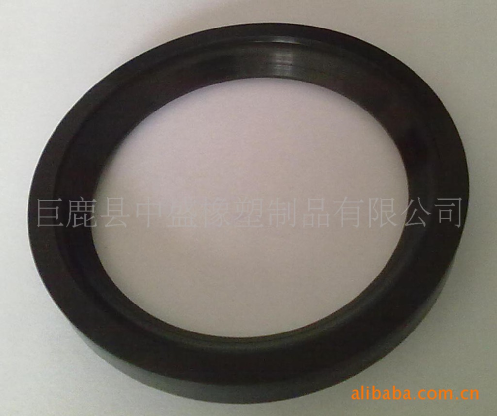 J型无骨架油封