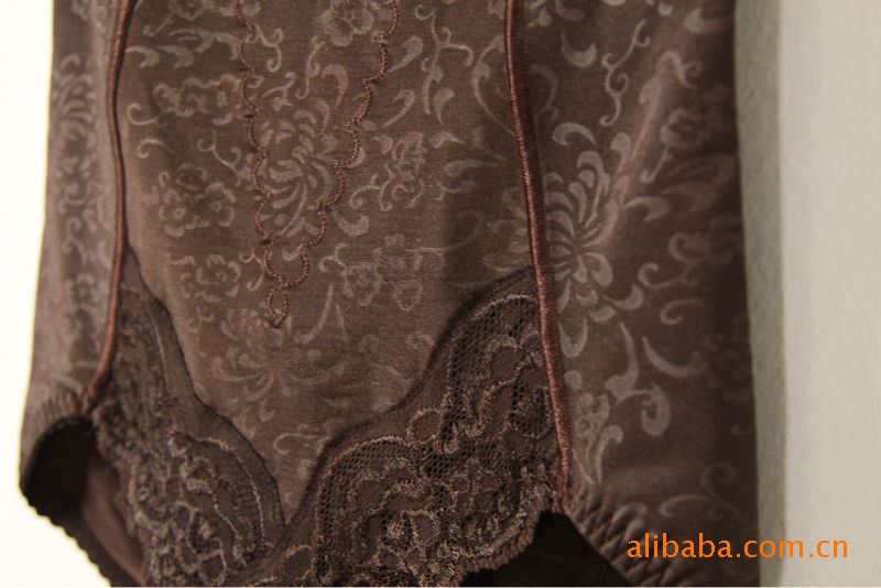 【大连外贸原单尾单服装<em>批发</em>收腹<em>女士短裤</em>】价