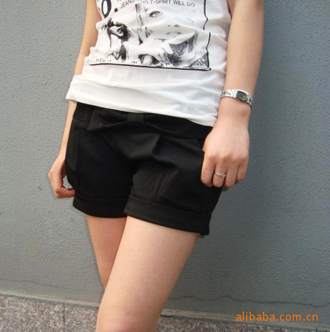 【<em>凤凰曲</em>206 蕾丝荷叶腰 女式<em>短裤</em> 春夏休闲裤