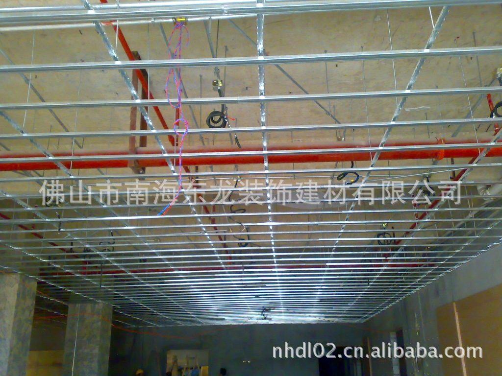 建材与装饰材料 装饰装修材料 吊顶装饰材料 轻钢龙骨 吊顶龙骨60吊顶