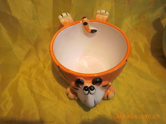 库存YH8221日用陶瓷马克杯、可爱动物花草盆