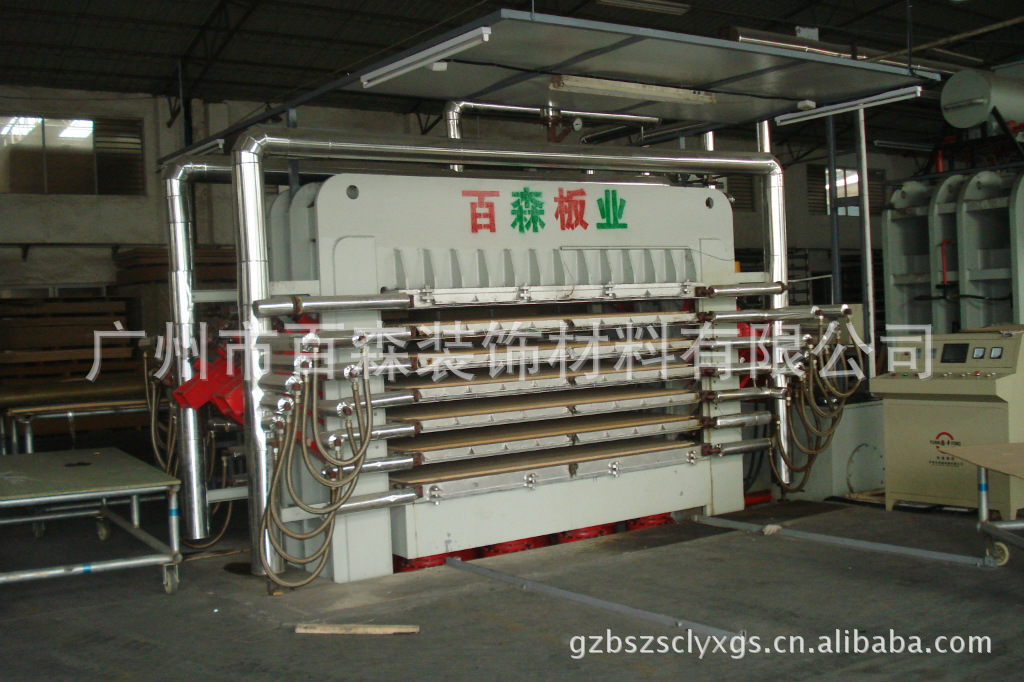 三聚氰胺饰面板,人造板压贴,家俱装饰板材压贴