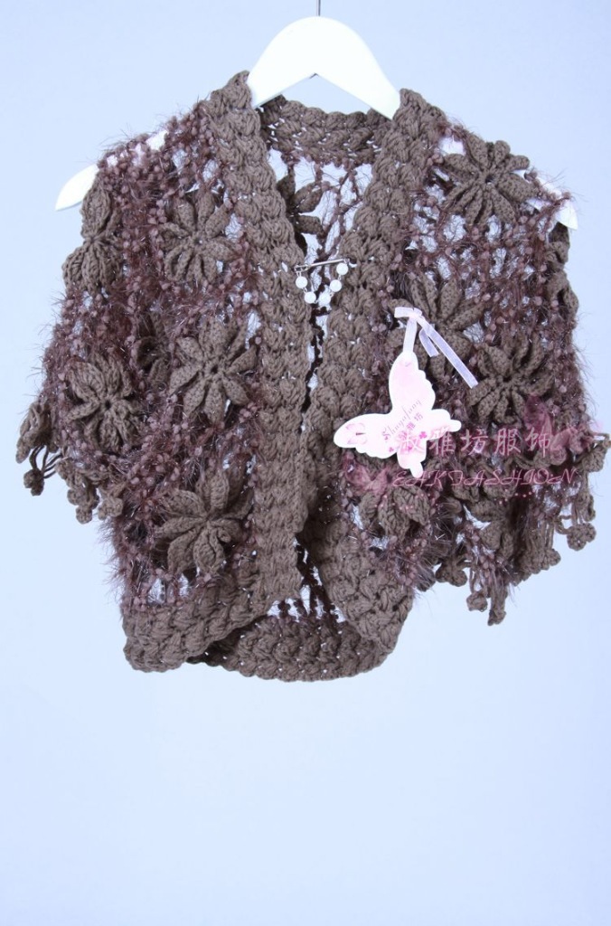 【流苏复古淑女蝙蝠袖<em>手工钩织</em>毛衣外套<em>开衫</em>毛