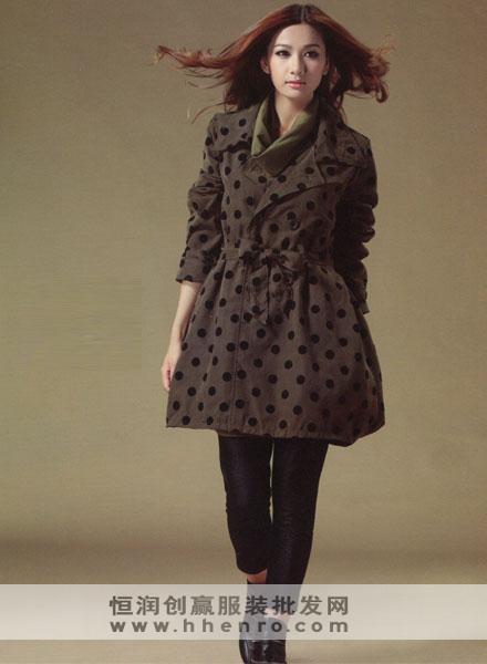 【2011新款秋季韩版女士休闲<em>百搭风衣外套</em> 依
