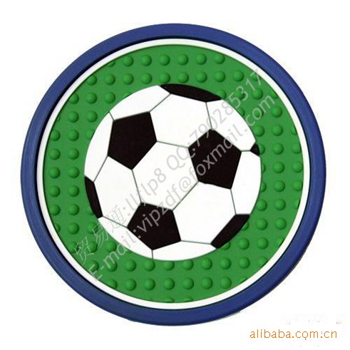 厂家软胶立体pvc足球篮球服装商标 硅胶足球排