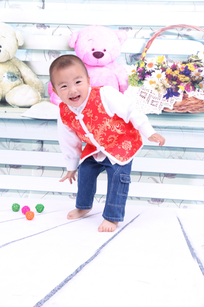 多款多色金喜麟<em>儿童唐装棉马甲</em>背心厂家<em>批发</em>图