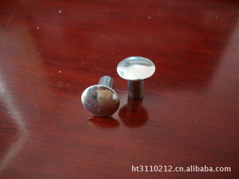 扁圆头半空心铆钉