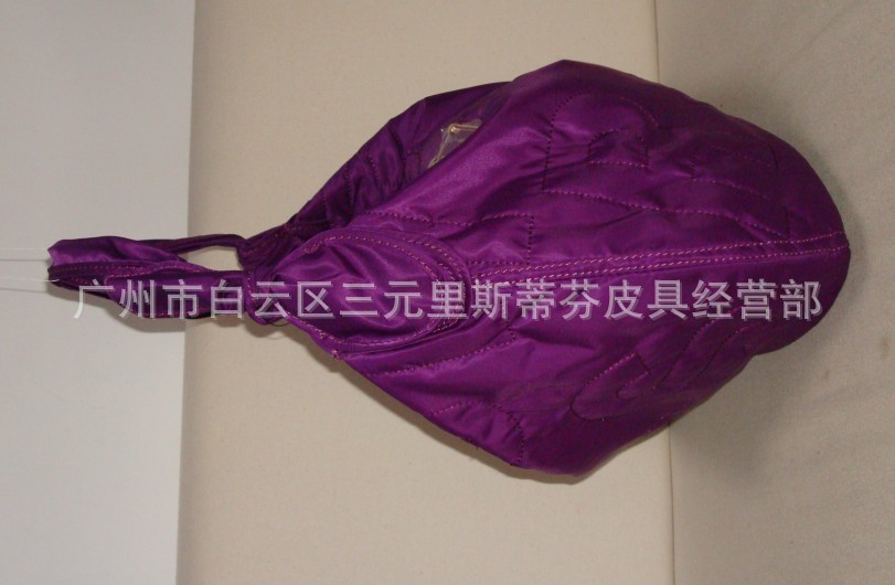2011年Marc by marc Jacobs马克雅克布<em>女包</em>休