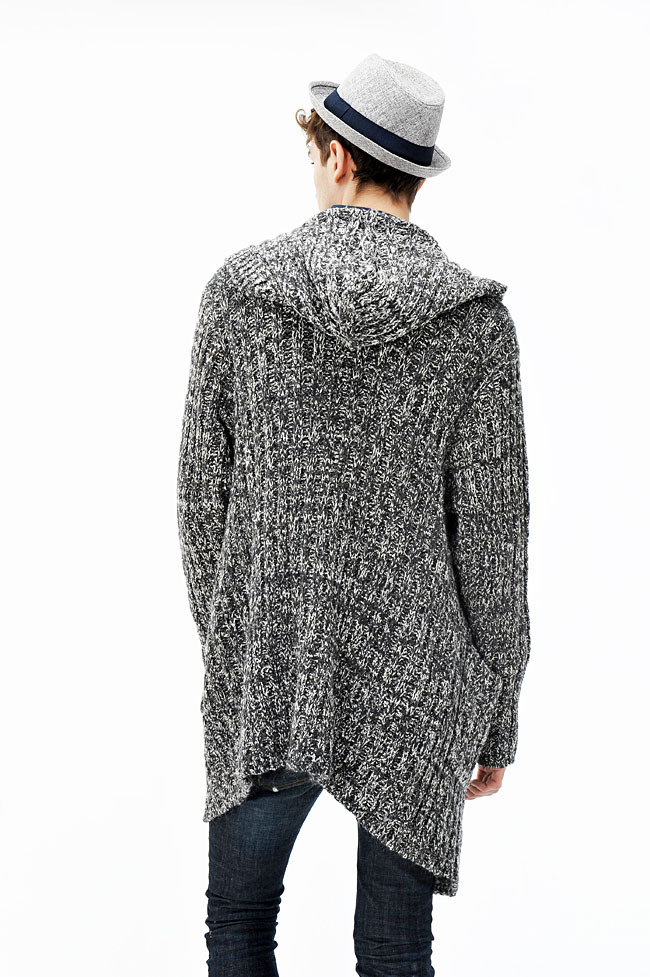 2011凡客风尚秋冬新款英伦<em>男装开衫</em>长款毛衣