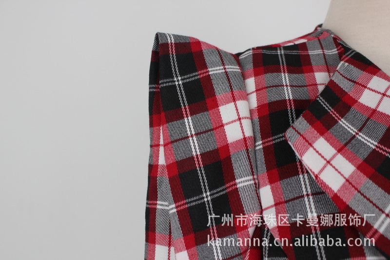 经典<em>格子女外套</em>/新款女秋装外套批发/中高档女