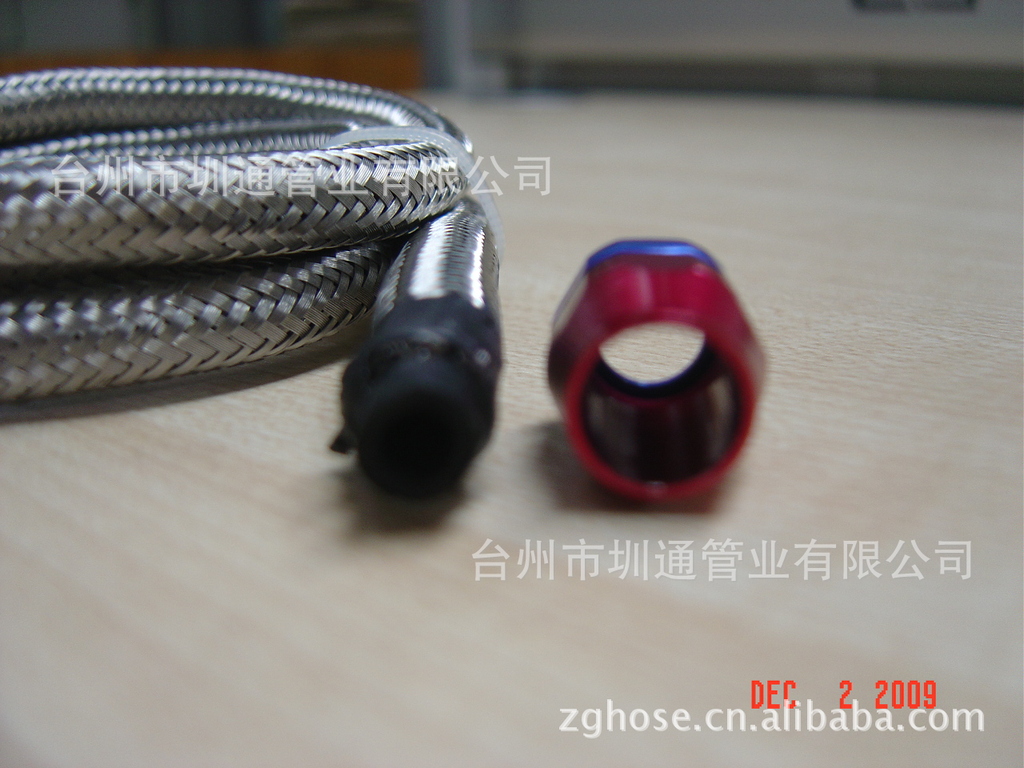 供应汽车铁氟龙管,无缝钢管,铁氟龙管,铁氟龙管