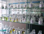 广州化妆品厂 专业化妆品加工厂 生产灌装贴牌 OEM ODM 膏需乳液
