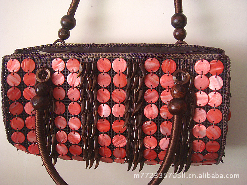 【【小额混批】<em>海南</em>特色天然贝壳工艺红色<em>女包</em>