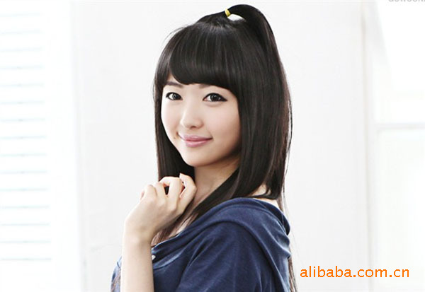 【艾丽丝齐刘海<em>女士短直发</em> 蓬松 女生<em>发型</em>长发