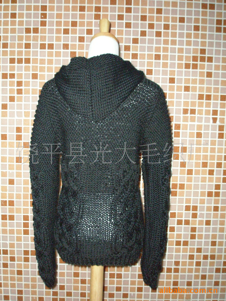 韩版粗毛线纯手工编织 开襟连帽针织毛衣外套 98.00,95.00元/件