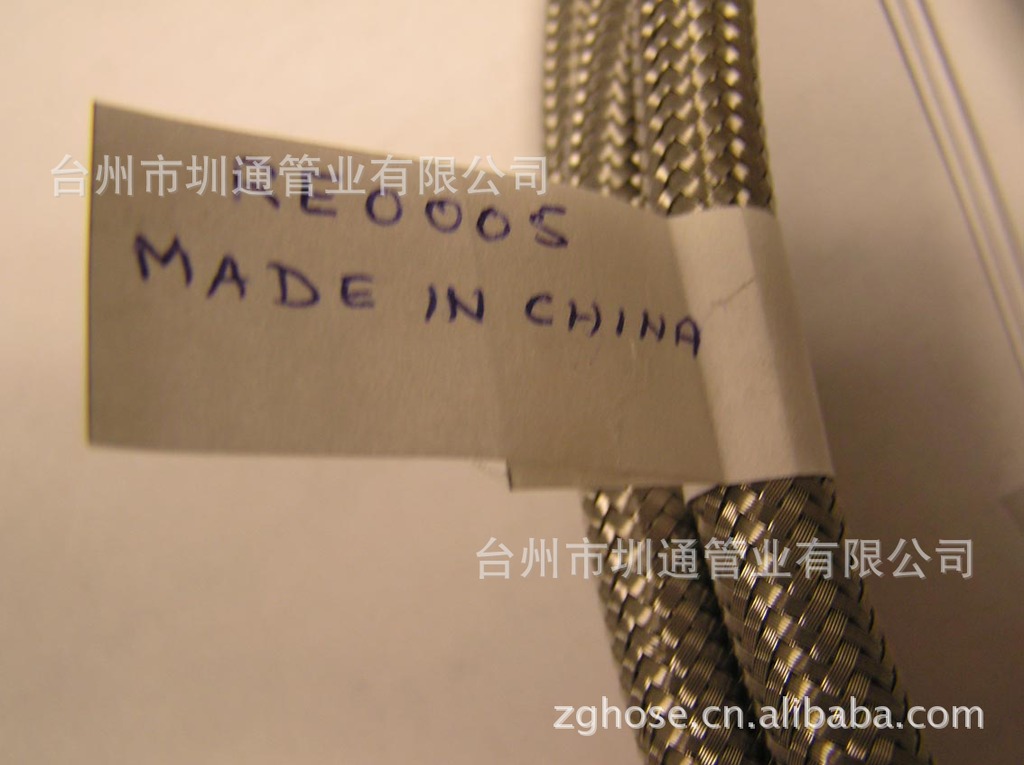 供应汽车优质铁氟龙管,铁氟龙管总成,钢管