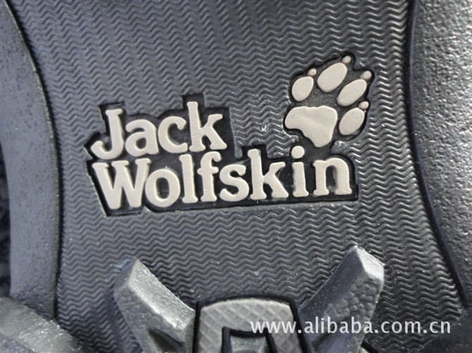 300多双高帮 德国狼爪登山鞋 jackwolfskin登山
