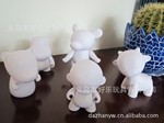 专业加工环保搪胶平台玩具 白模公仔加工 喷油加工 搪胶加工定做
