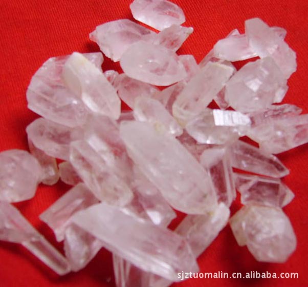 水晶(quartz crystal)是一种无色透明的大型石英结晶体矿物.