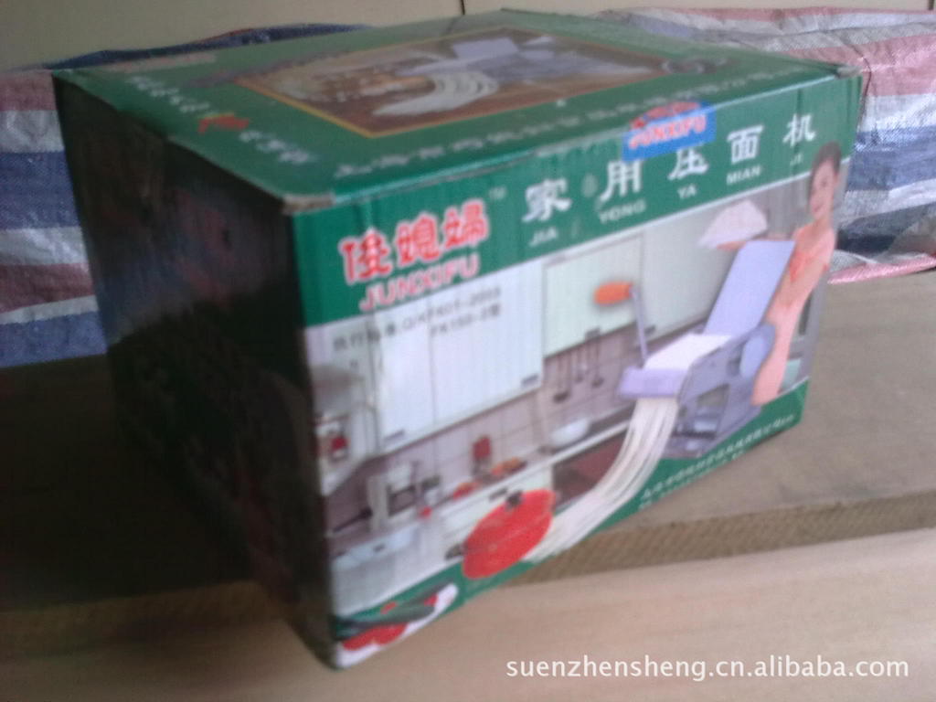 厂家 家用手摇压面机。巧媳妇价格\/报价及生产