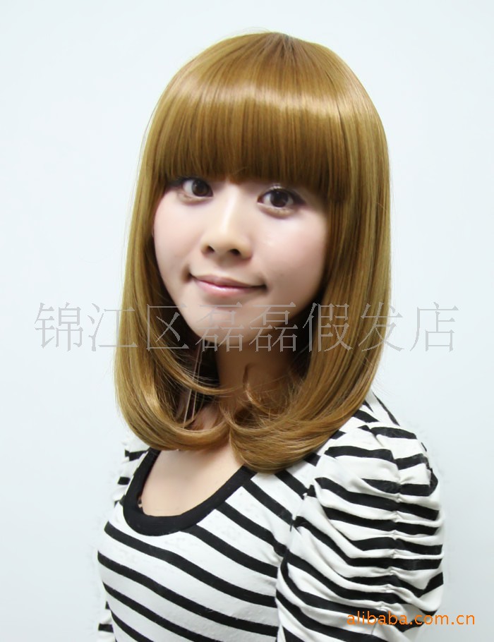【(主流v主流)非发型主流流行时尚非发型中长自己如何剪齐肩发图片