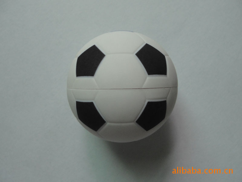 【足球形状塑胶U盘生产可为您量身定做LOGO