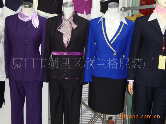 厂家直销女套装 <em>女职业装订做</em> 厦门酒店岗位制