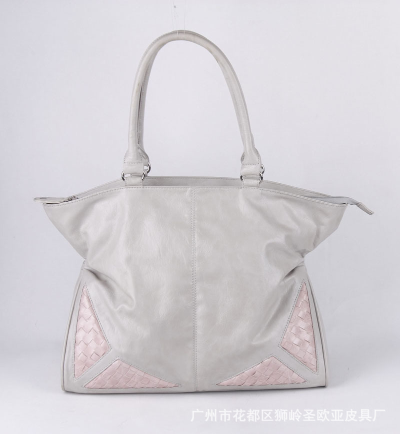 最新欧美时尚休闲<em>女包</em> 单肩包 款式<em>简单大方</em>高