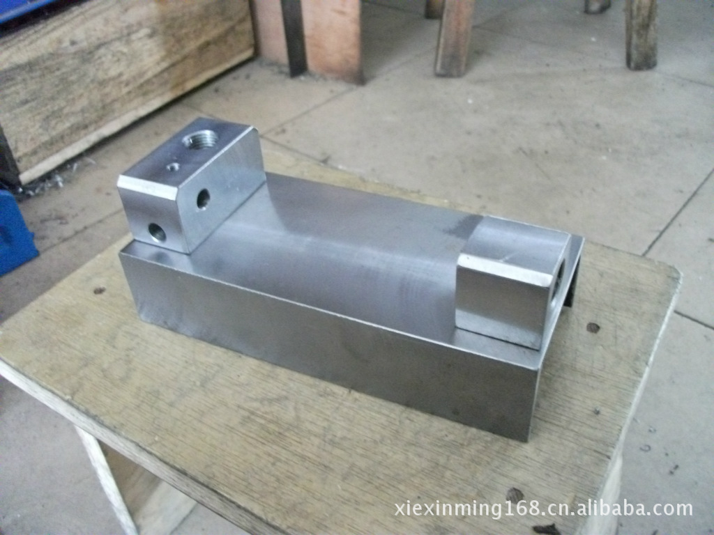 飞镖换针器/飞镖取针器 厂家加工直销云南飞镖 飞镖盘 飞镖靶