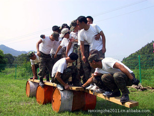 拓展培训-武汉户外拓展训练,企业拓展训练的目