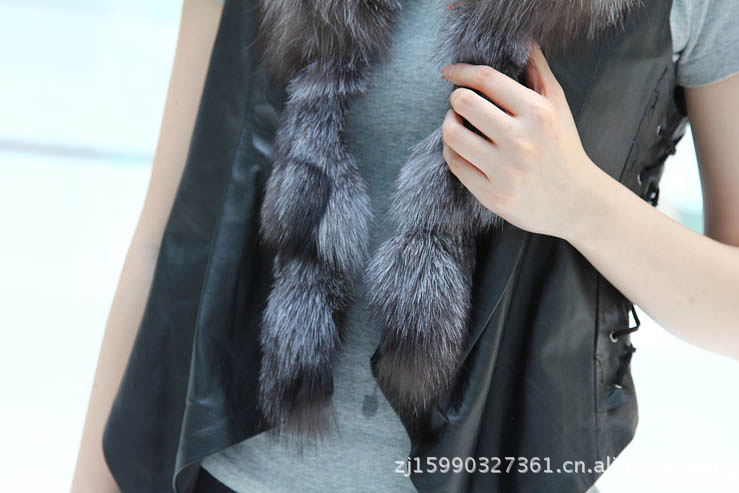 【2011新款皮草银狐青果<em>领带</em>皮<em>马甲</em>皮草背心