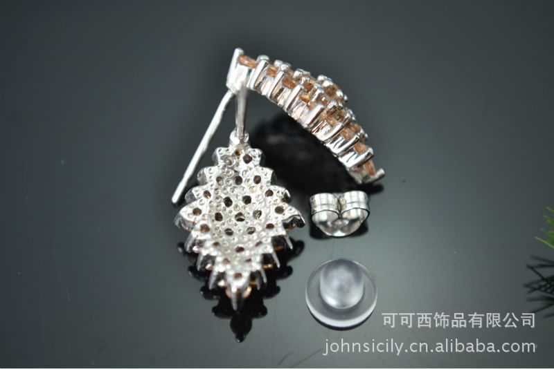 【可可西饰品 优雅风叶林 满镶A级锆石 镀白金