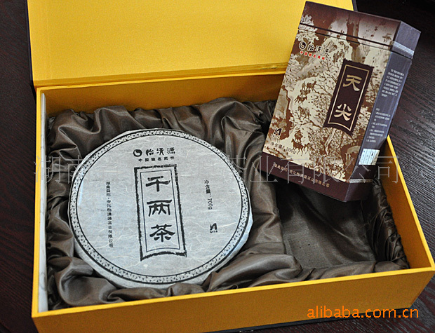 【安化黑茶 野尖黑茶 900g 天尖千两茶礼盒】