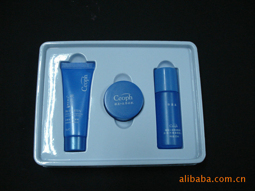 【深圳供应PVC材质高档化妆品吸塑包装盒吸