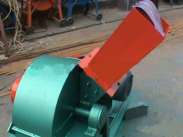 木屑颗粒机，新型木材破碎机，节能木屑粉碎机，粉木机