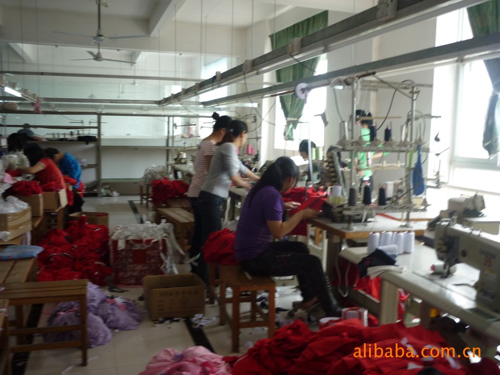 <em>服装</em>加工-【广州外贸<em>女装服装厂</em>】Li供应<em>女装</em>